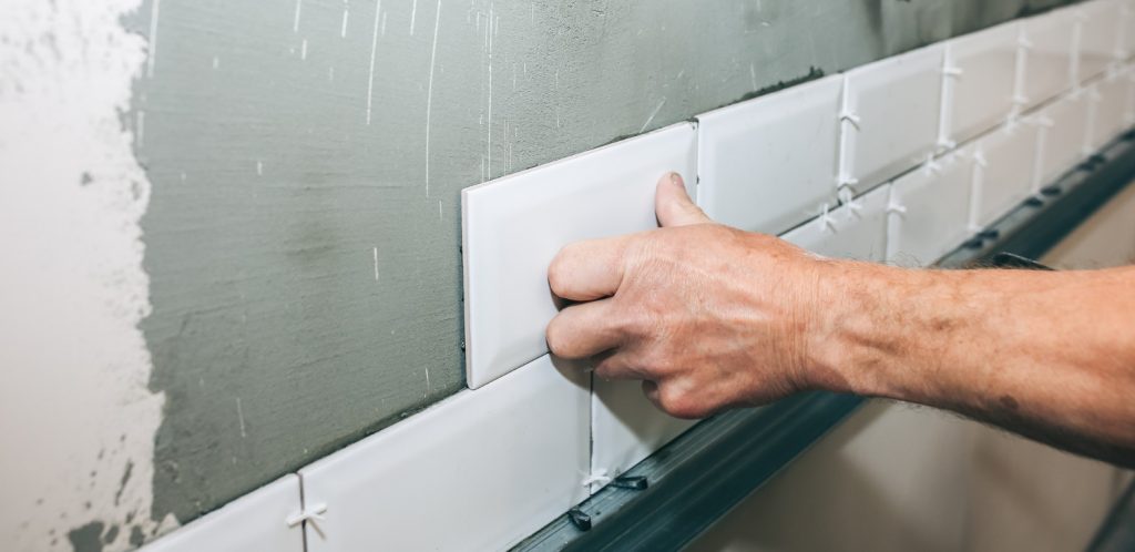 Illustration : Pose de carrelage au sol : Guide complet pour réussir vos travaux étape par étape